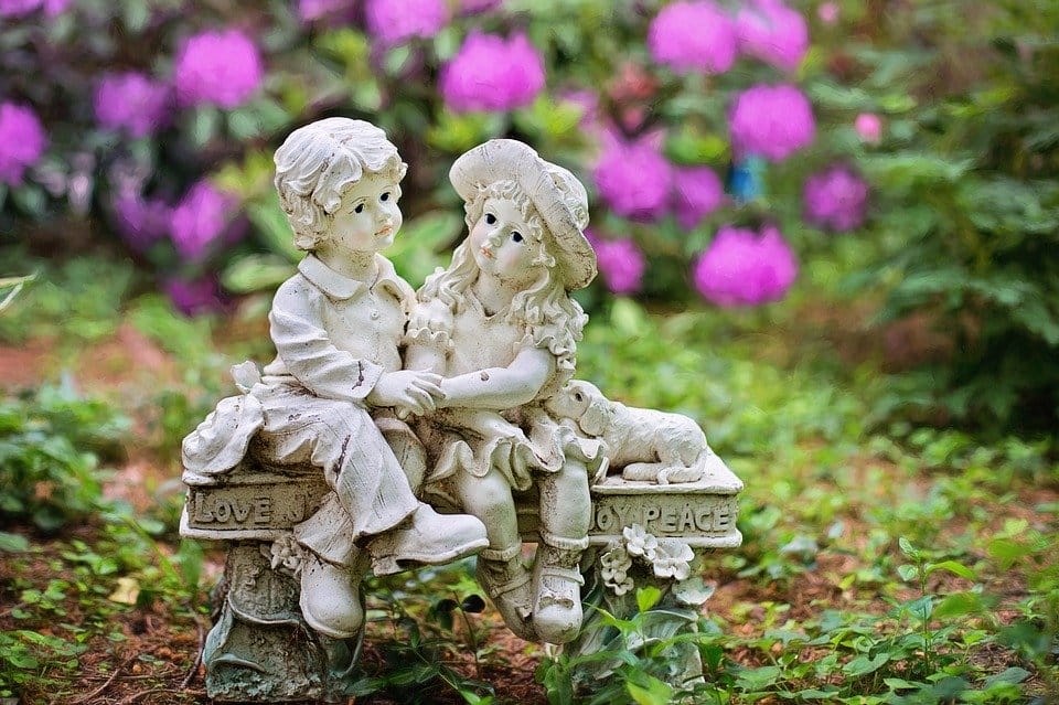 garden statues