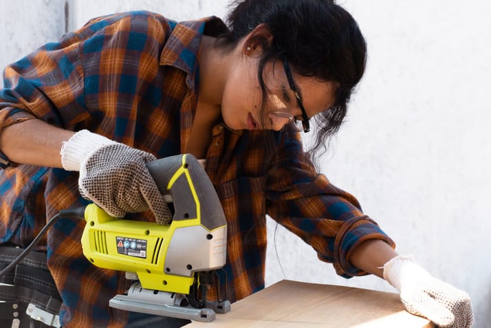 a female carpenter